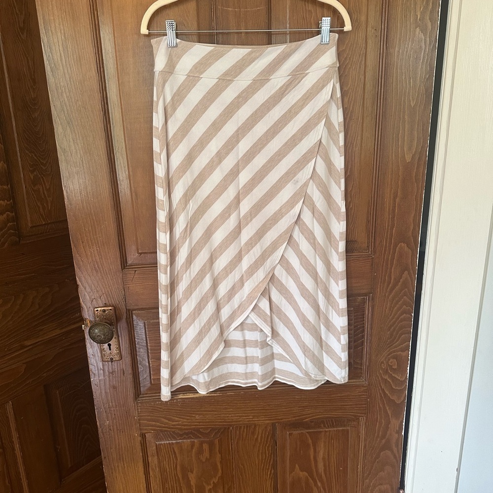 Athleta Beige Striped Midi Skirt